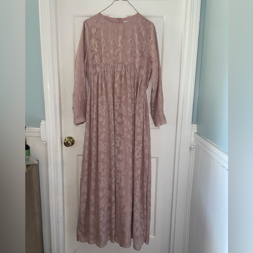 Dainty Jewells Blush Floral Maxi Dress